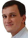 Врач Кяров Азамат Юрьевич
